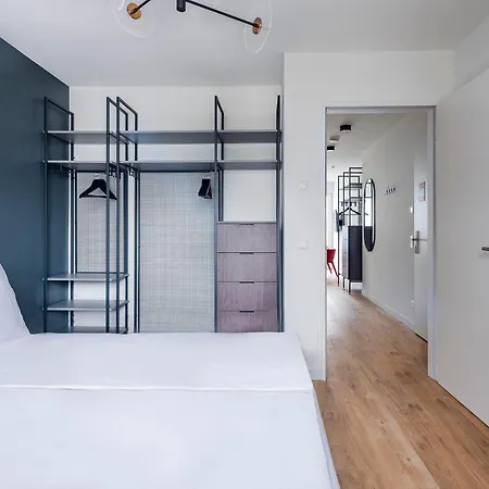 Numa Leo Düsseldorf