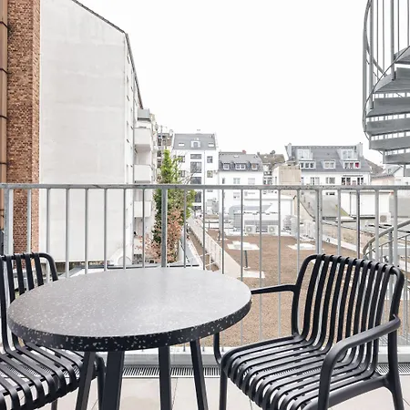 Numa Leo Düsseldorf